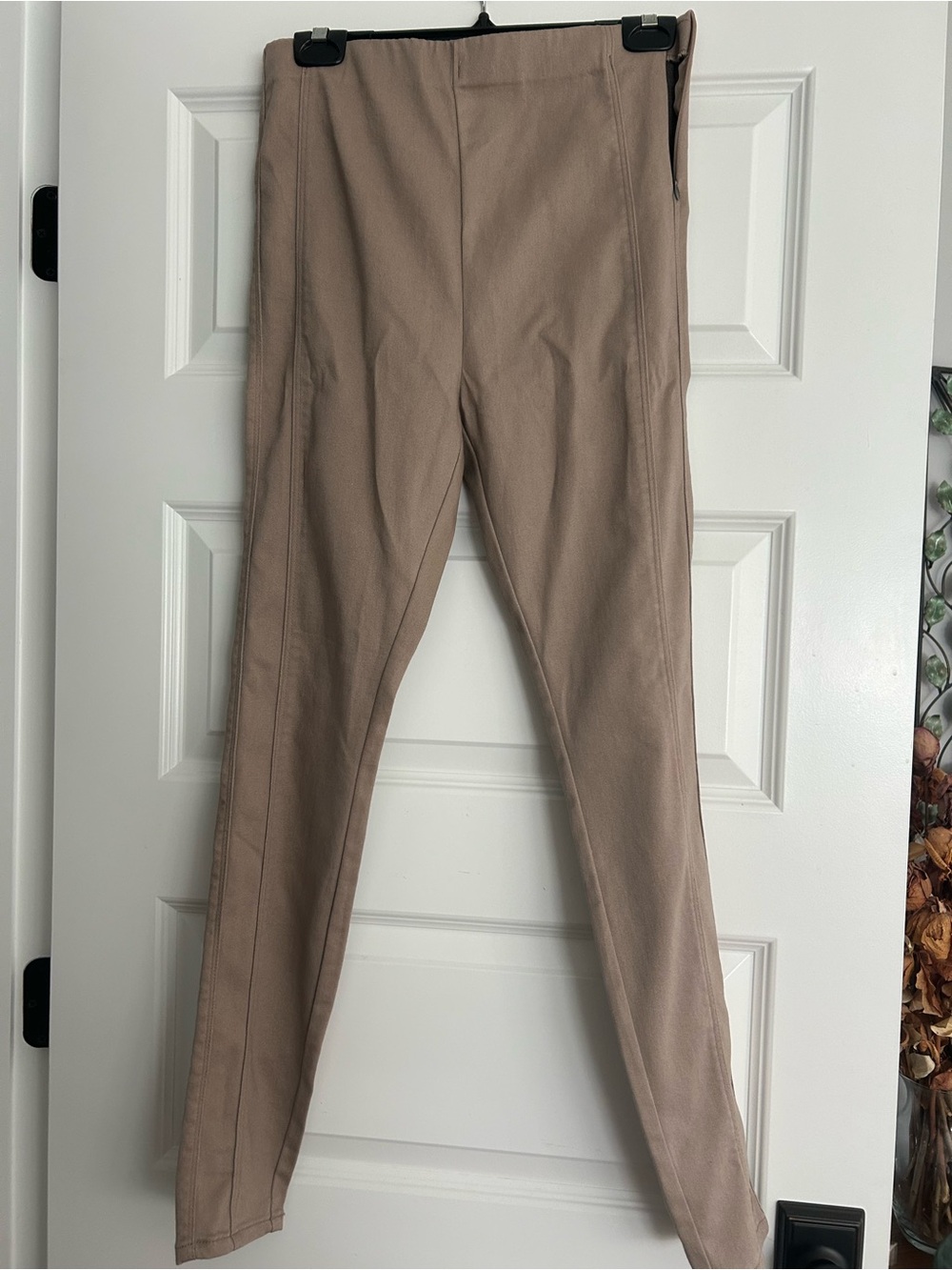 NWT Forever 21 Slim Fit Taupe Pants size medium side zipper